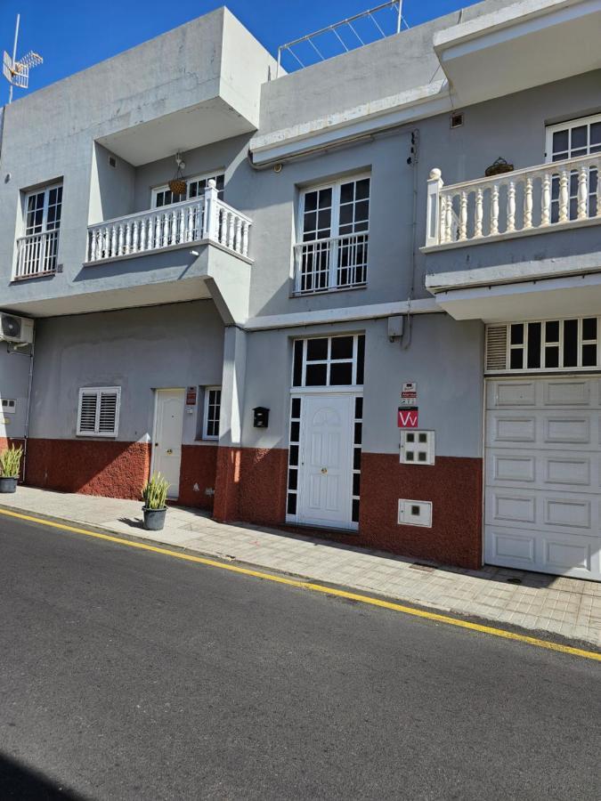 그라나딜라데아보나 Apartamento Rural Fayna 아파트 외부 사진